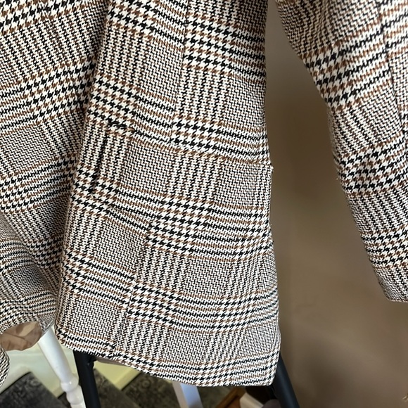 Patterned Blazer - Picture 10 of 11